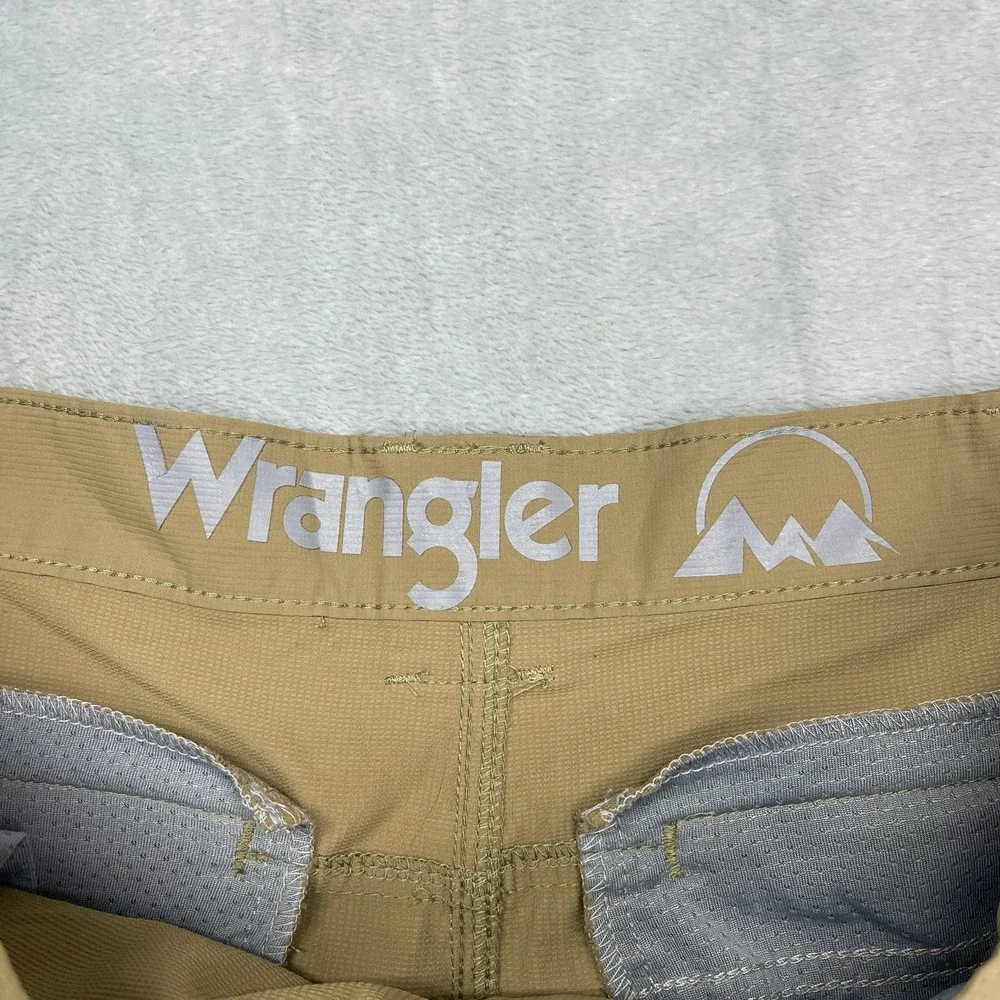 Wrangler Utility Shorts Mens 38 Khaki Outdoor Performance Side Elastic Waist‎